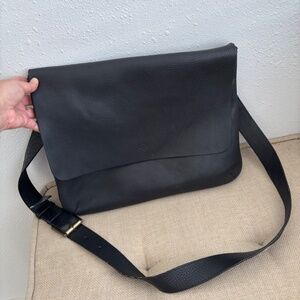 Mulberry Vintage 90s 100% Genuine Black Leather Large UnstructuredMessenger Bag
